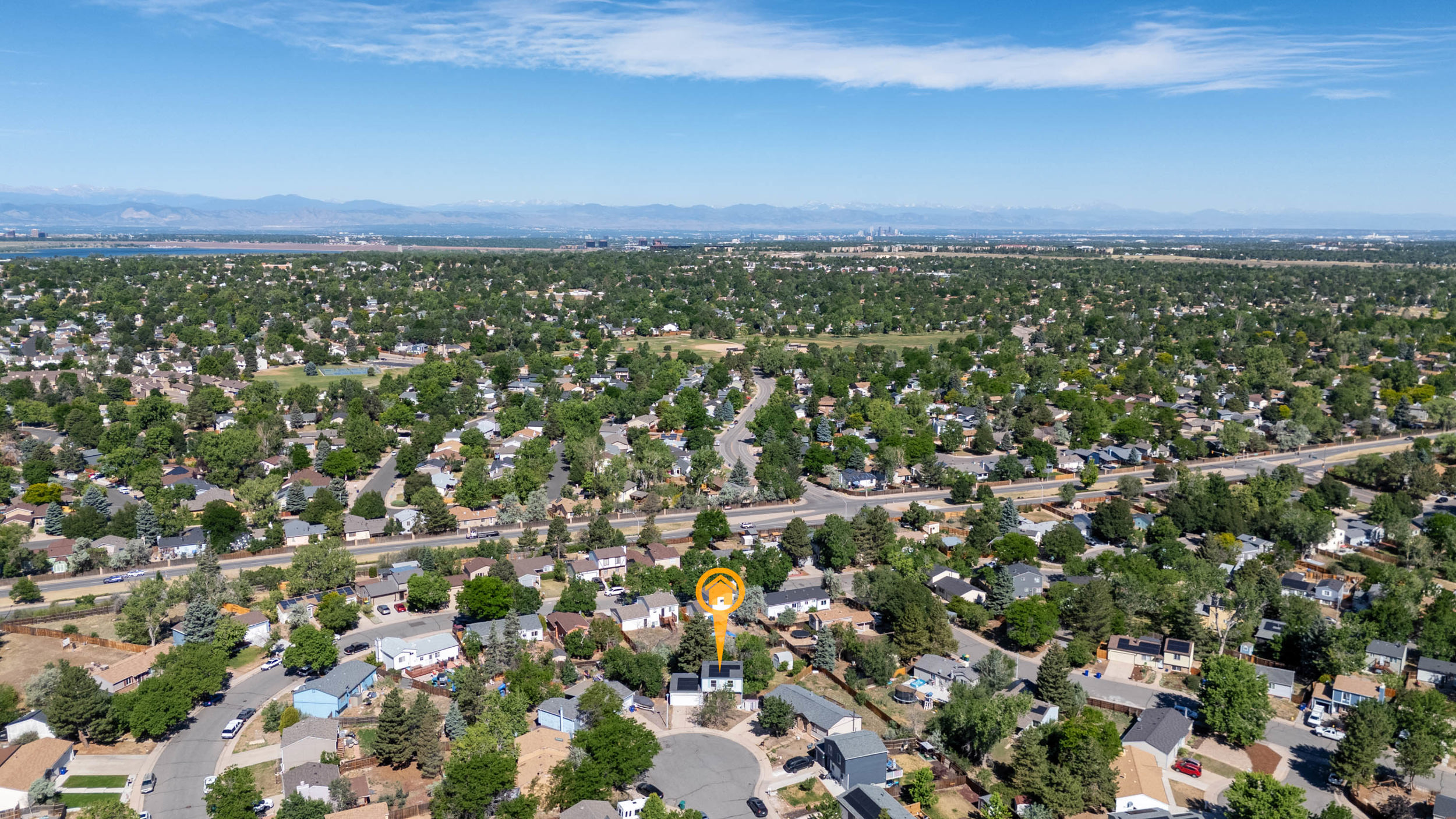 Summer Valley, Aurora